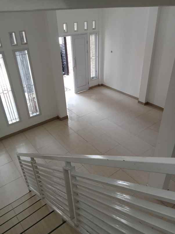 dijual rumah harapan baru