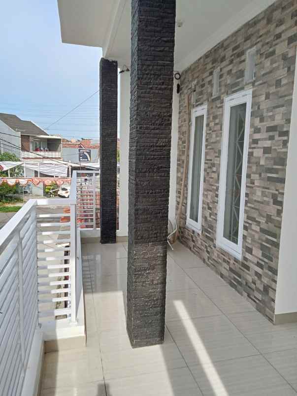 dijual rumah harapan baru