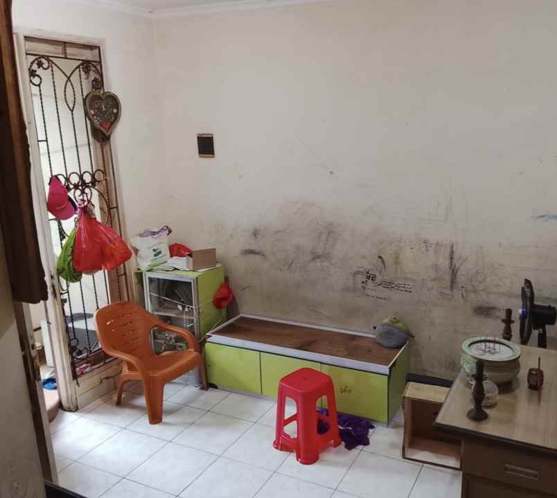 dijual rumah harapan indah