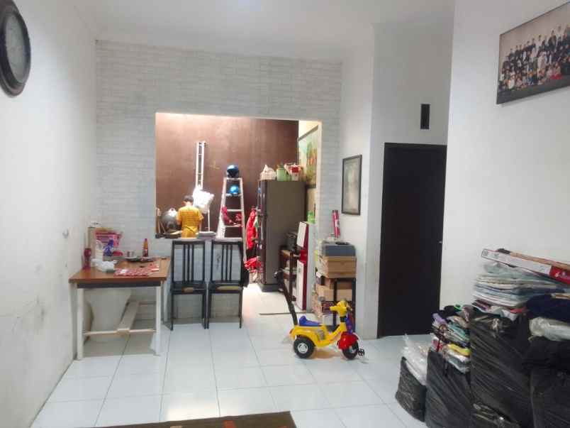 dijual rumah hook dalam cluster padasuka cimahi
