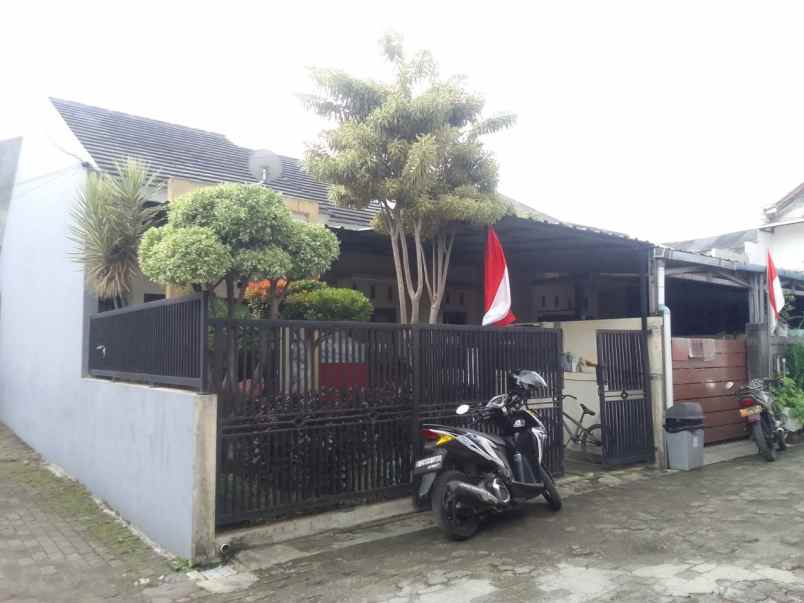dijual rumah hook dalam cluster padasuka cimahi