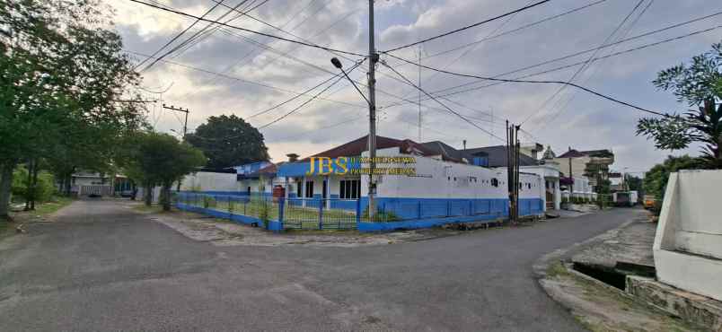 dijual rumah hook jalan sei beras sei denai medan baru