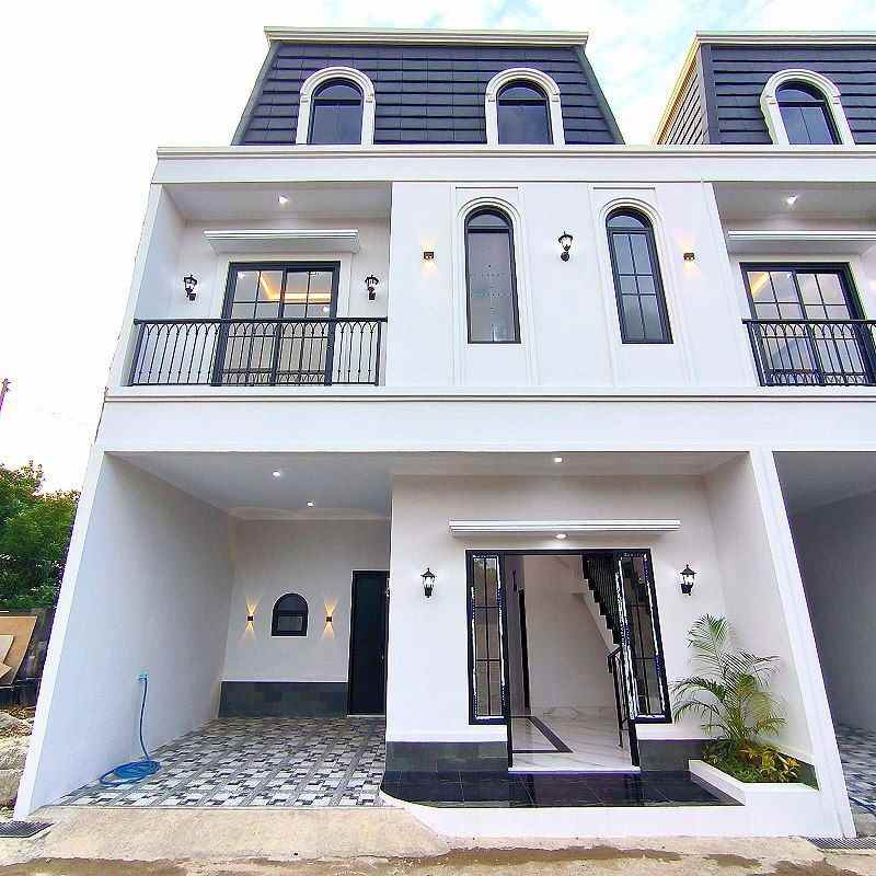 dijual rumah jagakarsa