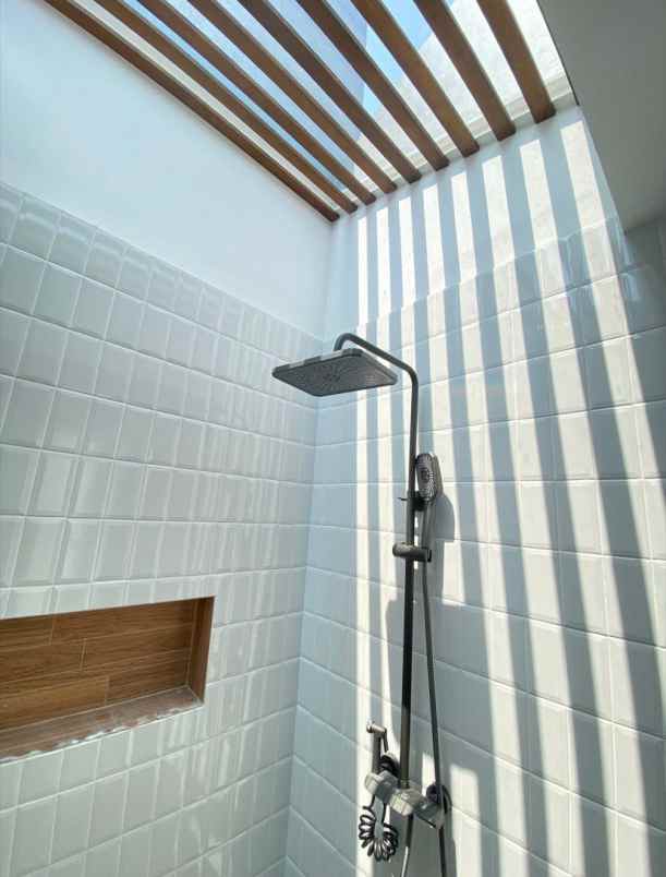 dijual rumah jagakarsa