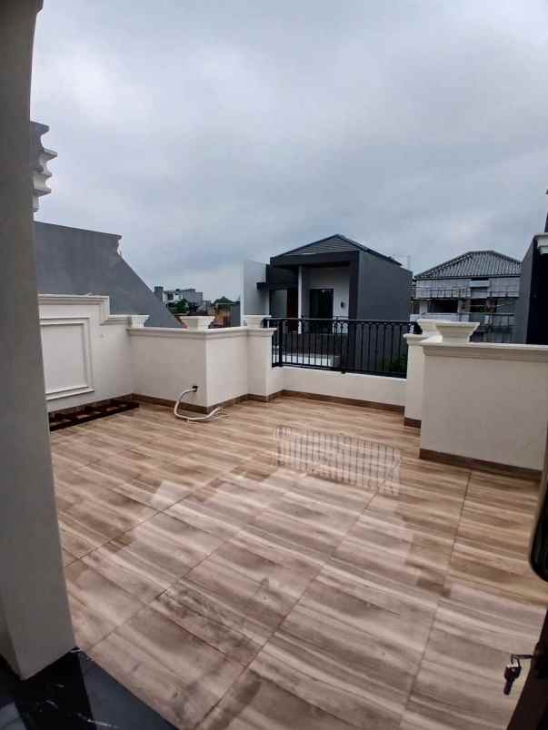 dijual rumah jagakarsa