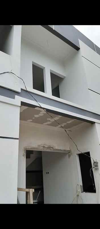 dijual rumah jagakarsa