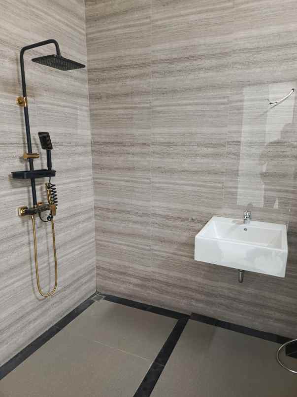 dijual rumah jagakarsa jakarta selatan