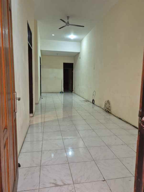 dijual rumah jalan bisma v blok 11