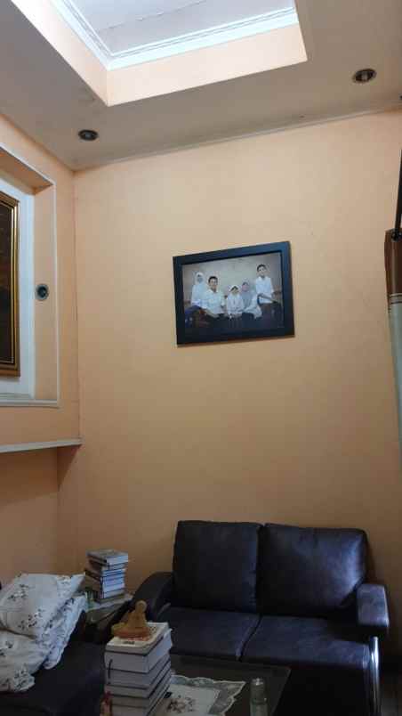 dijual rumah jalan budi