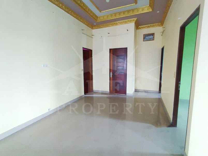 dijual rumah jalan dharma putra