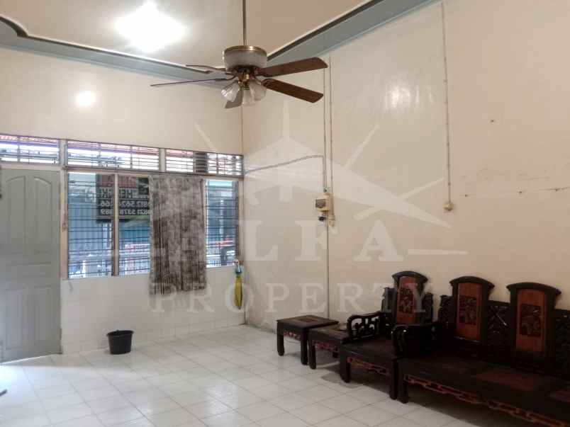 dijual rumah jalan diponegoro 2