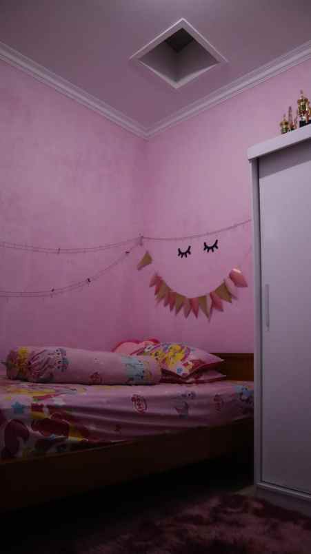 dijual rumah jalan kalisari raya