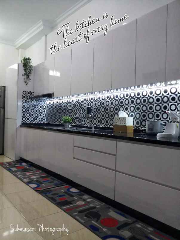 dijual rumah jalan kalisari raya