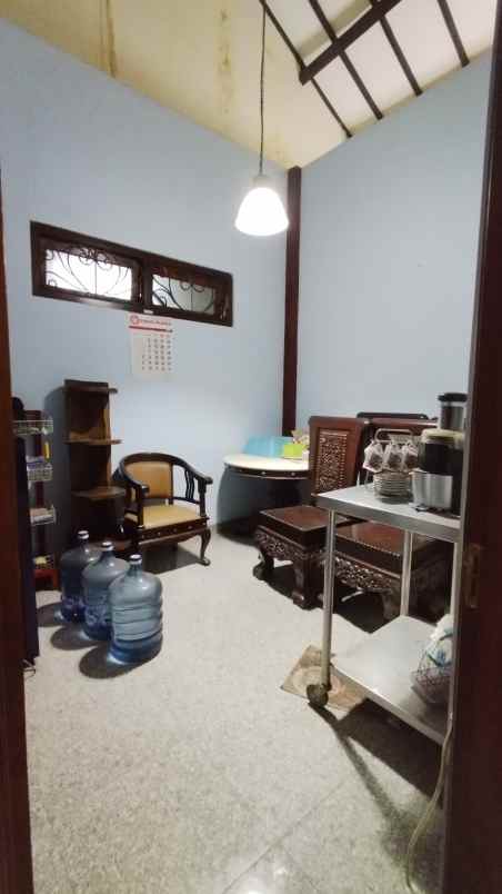 dijual rumah jalan kaliurang km 9 dusun