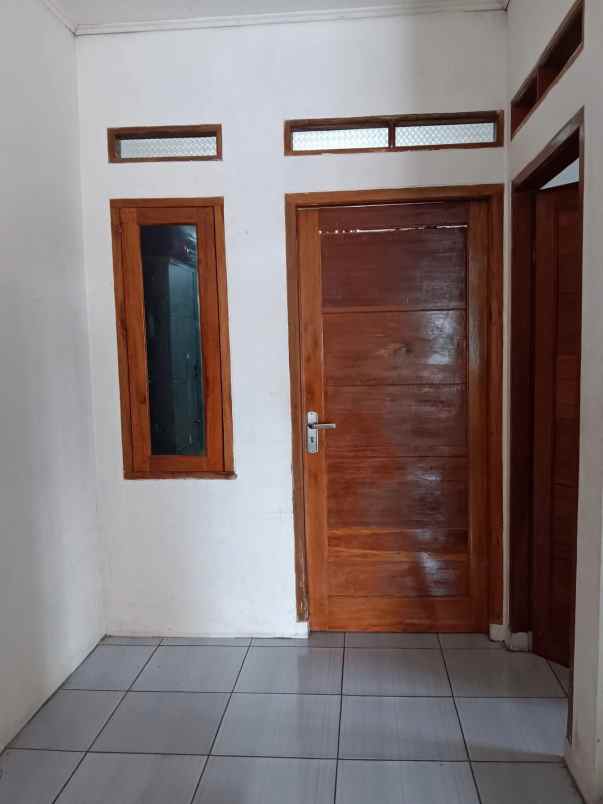dijual rumah jalan merdeka sukmajaya depok