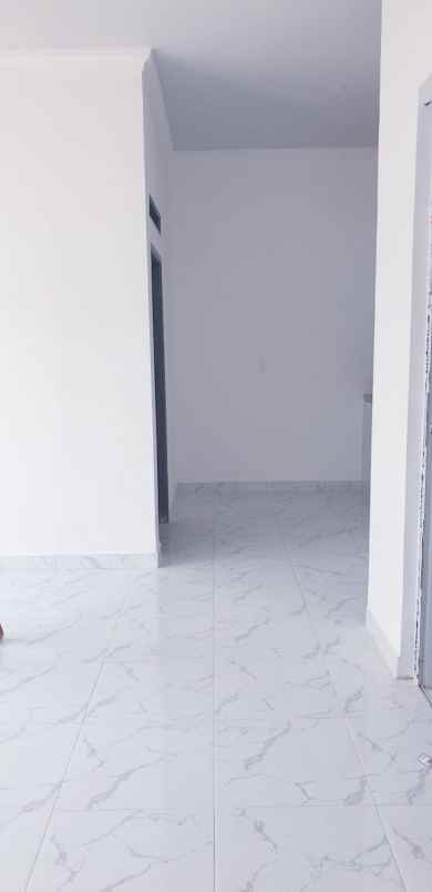 dijual rumah jalan raya fandy graha raya