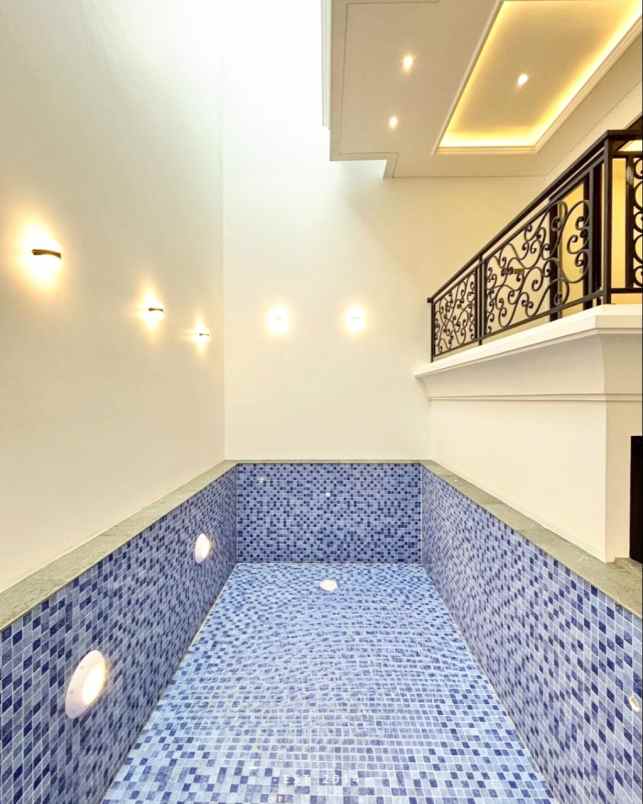 dijual rumah jalan raya jagakarsa