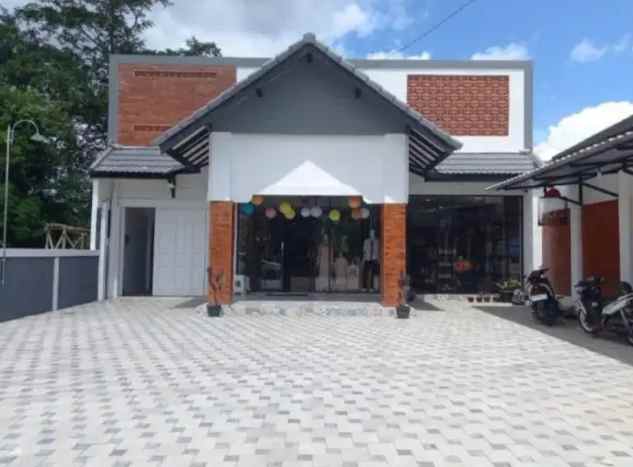 dijual rumah jalan raya lpmp