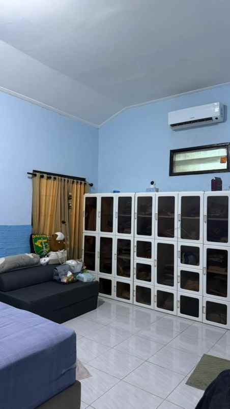 dijual rumah jalan raya pemogan