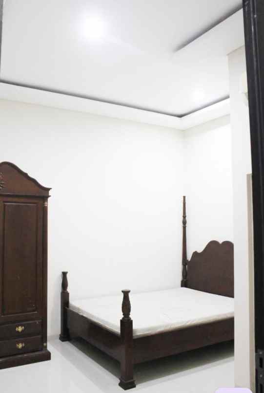 dijual rumah jalan sidosermo indah