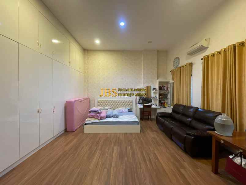 dijual rumah jalan t amir hamzah