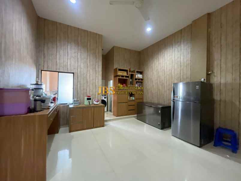 dijual rumah jalan t amir hamzah