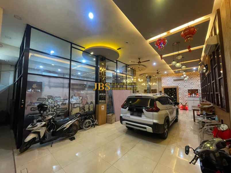 dijual rumah jalan t amir hamzah