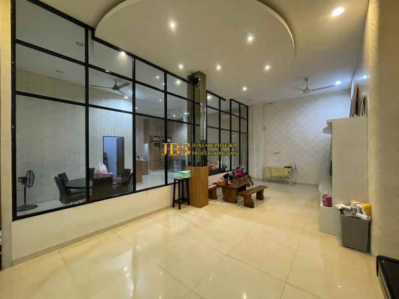 dijual rumah jalan t amir hamzah