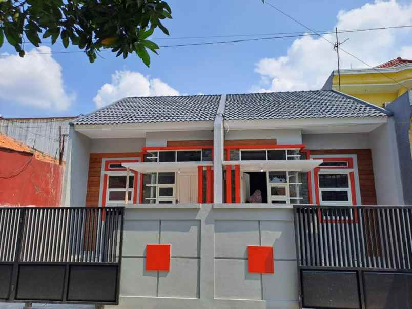 dijual rumah jalan turangga utara ii