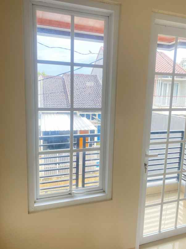 dijual rumah jatimekar