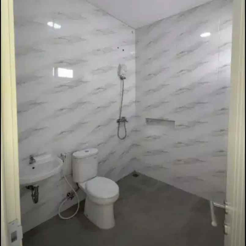 dijual rumah jemursari selatan