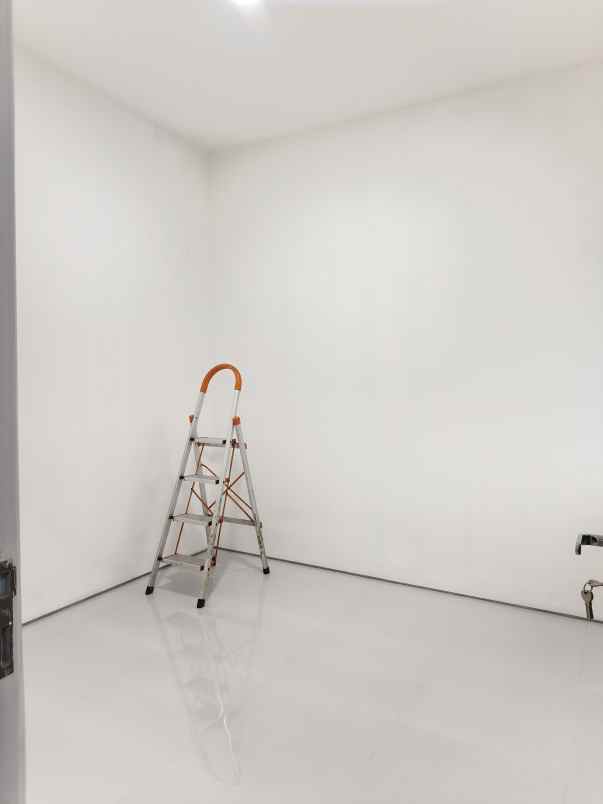 dijual rumah jl candi kalasan timur