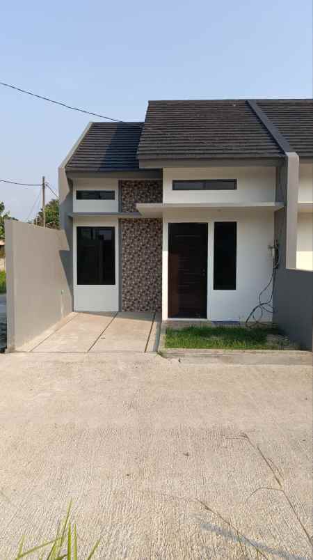 dijual rumah jl cempaka