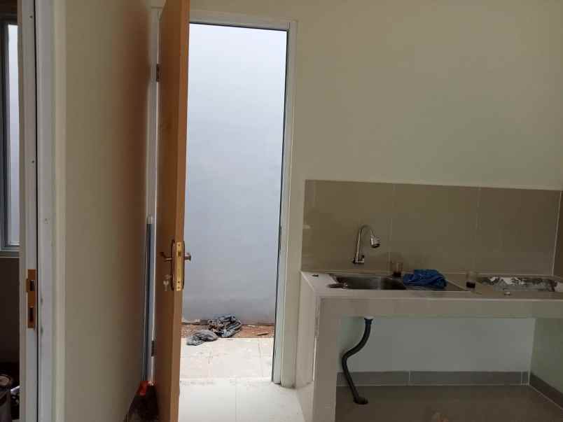 dijual rumah jl ciater wareng gunung sindur