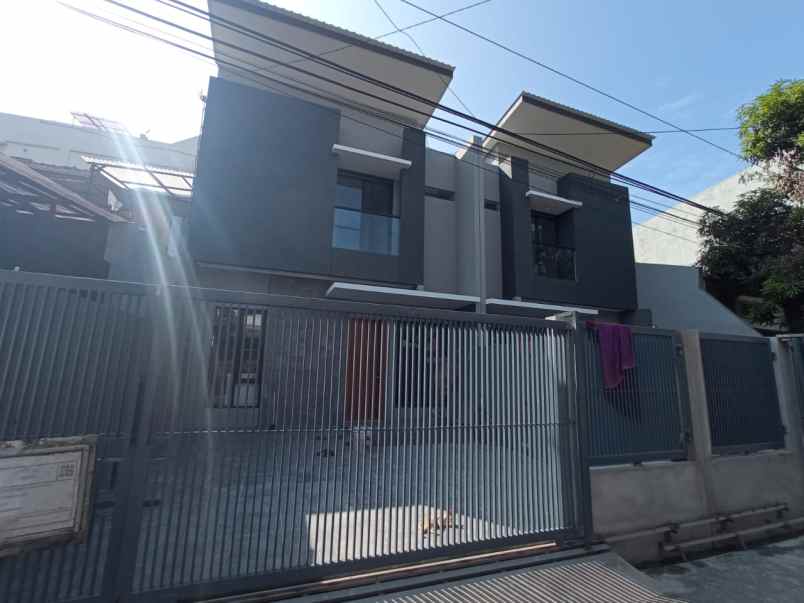 dijual rumah jl ciateul sawah kurung