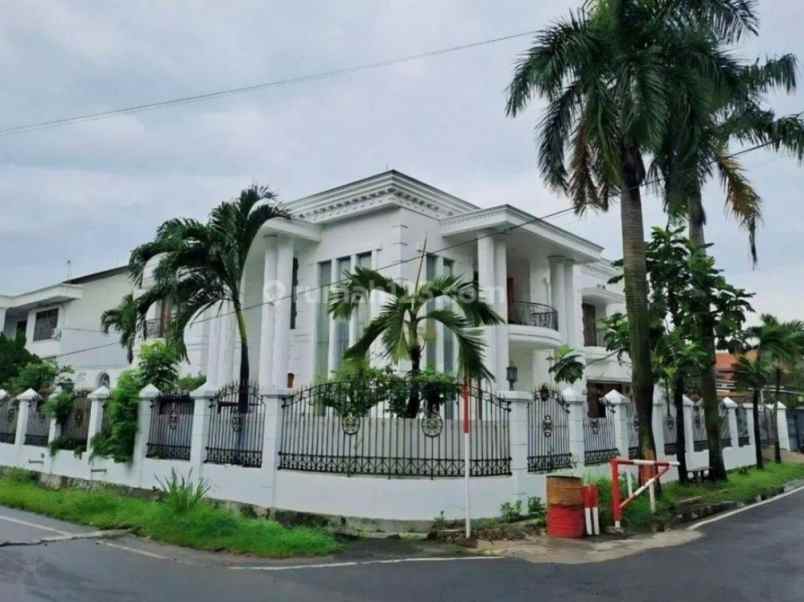dijual rumah jl duren sawit raya duren