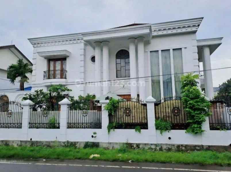 dijual rumah jl duren sawit raya duren