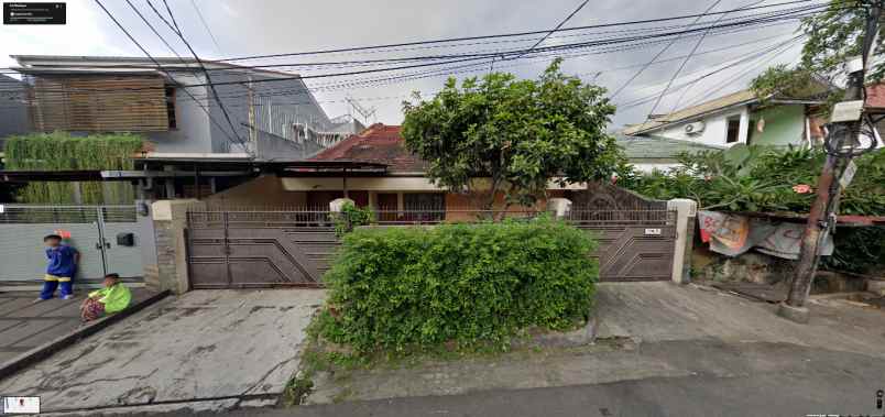 dijual rumah jl flamboyan