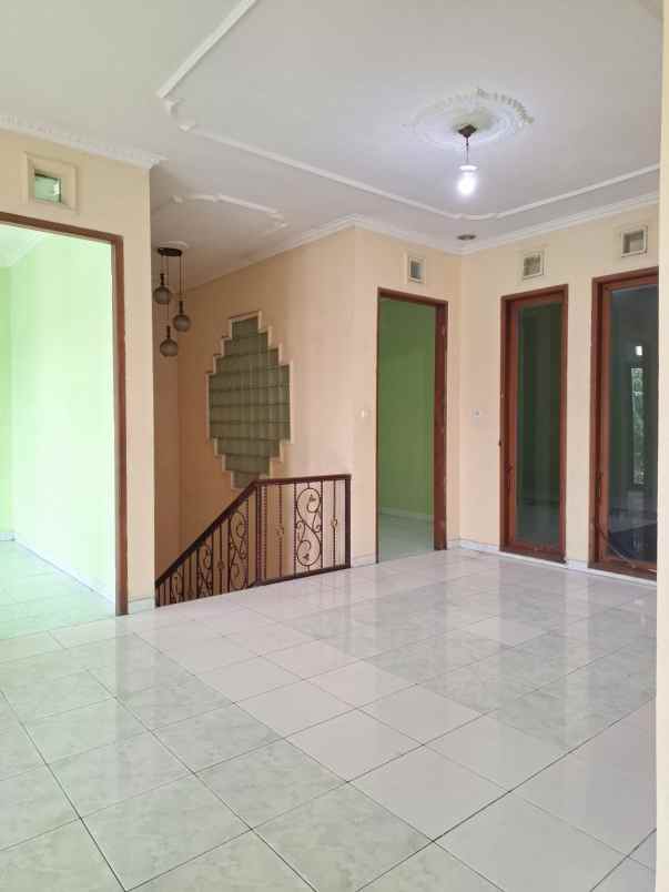 dijual rumah jl gebang mas pulogebang