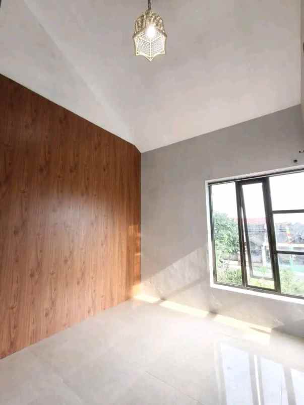 dijual rumah jl gedongkuning