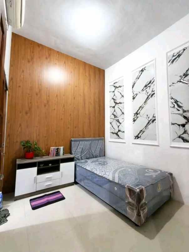 dijual rumah jl gedongkuning