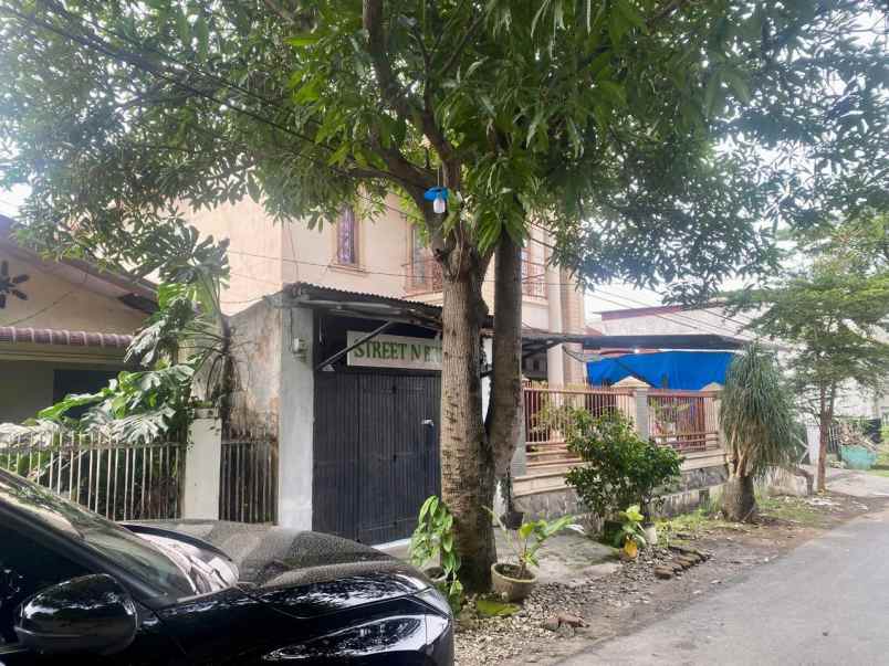 dijual rumah jl gunung sinabung