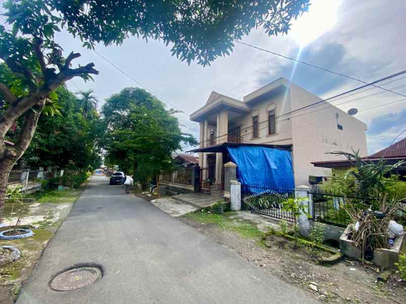 dijual rumah jl gunung sinabung