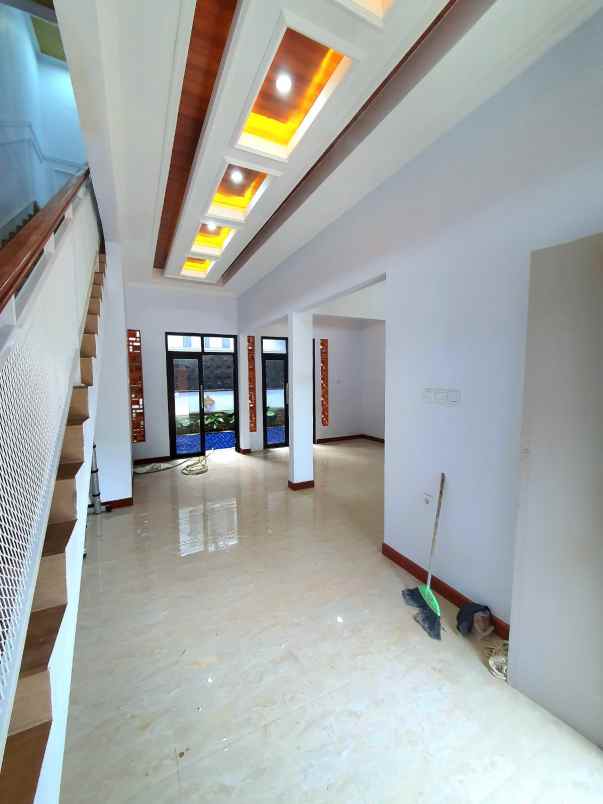 dijual rumah jl kahfi1 jagakarsa jaksel