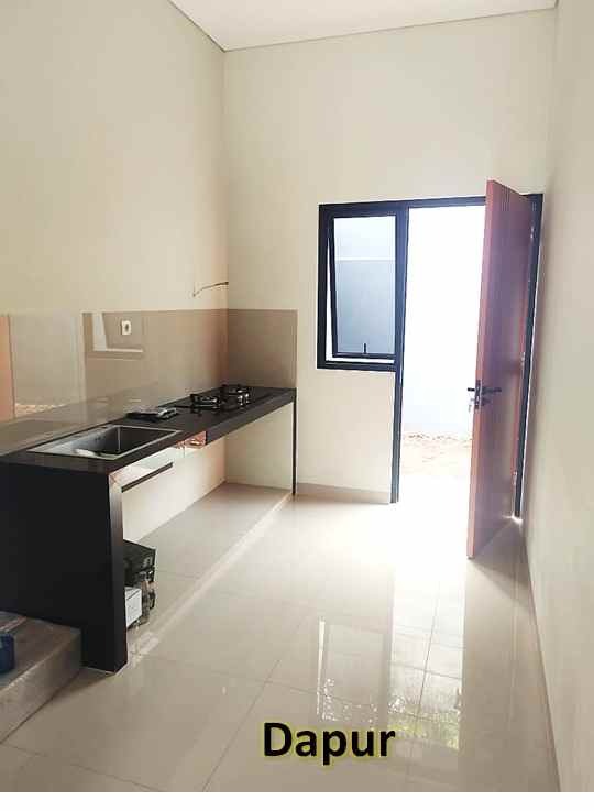 dijual rumah jl kebayunan