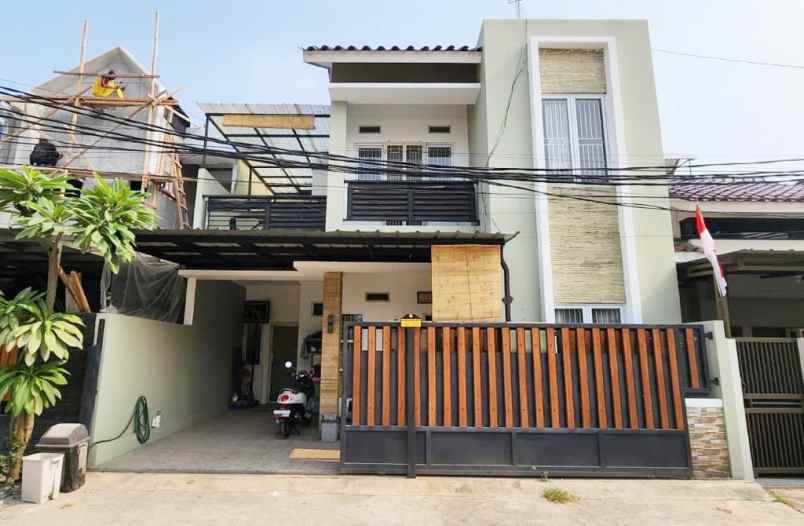 Rumah Dijual Di Cilangkap Jakarta Timur Dekat Cibubur Square