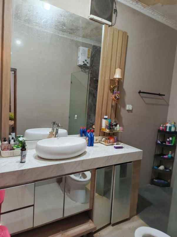 dijual rumah jl mekar indah cileunyi