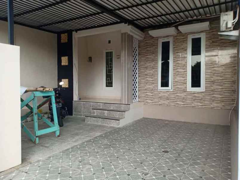dijual rumah jl palagan