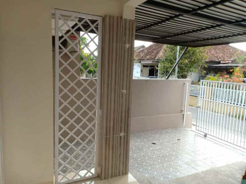 dijual rumah jl palagan