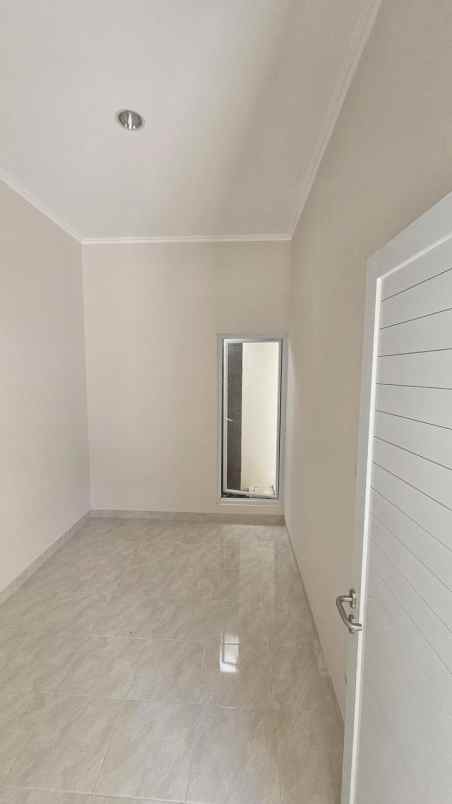 dijual rumah jl parpostel raya jati